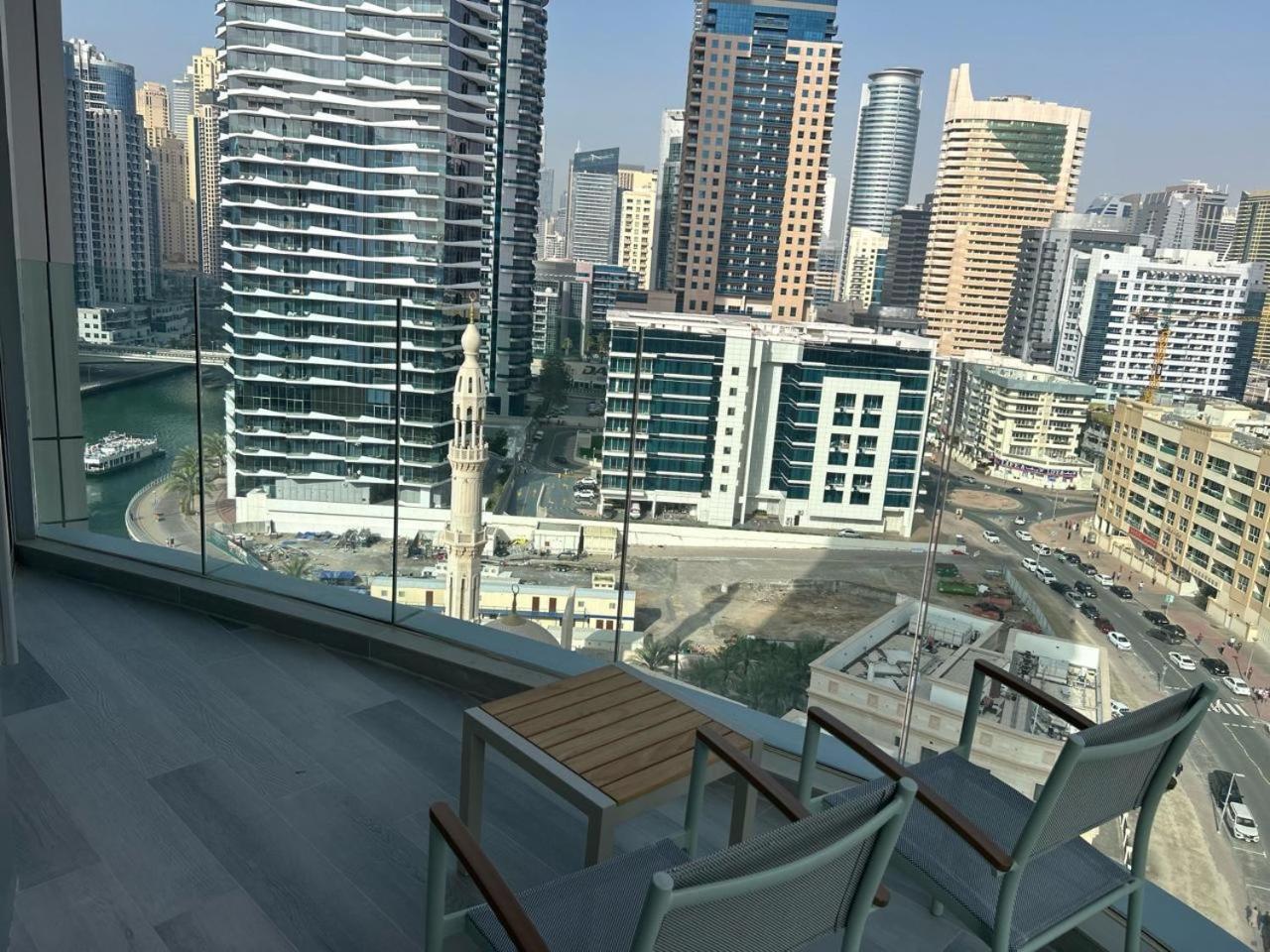Dubai Marina Walk Gem Modern Apartments With Pool & Gym Access, Steps To Beach & Metro Managed By Sunnyhomes Habitación foto