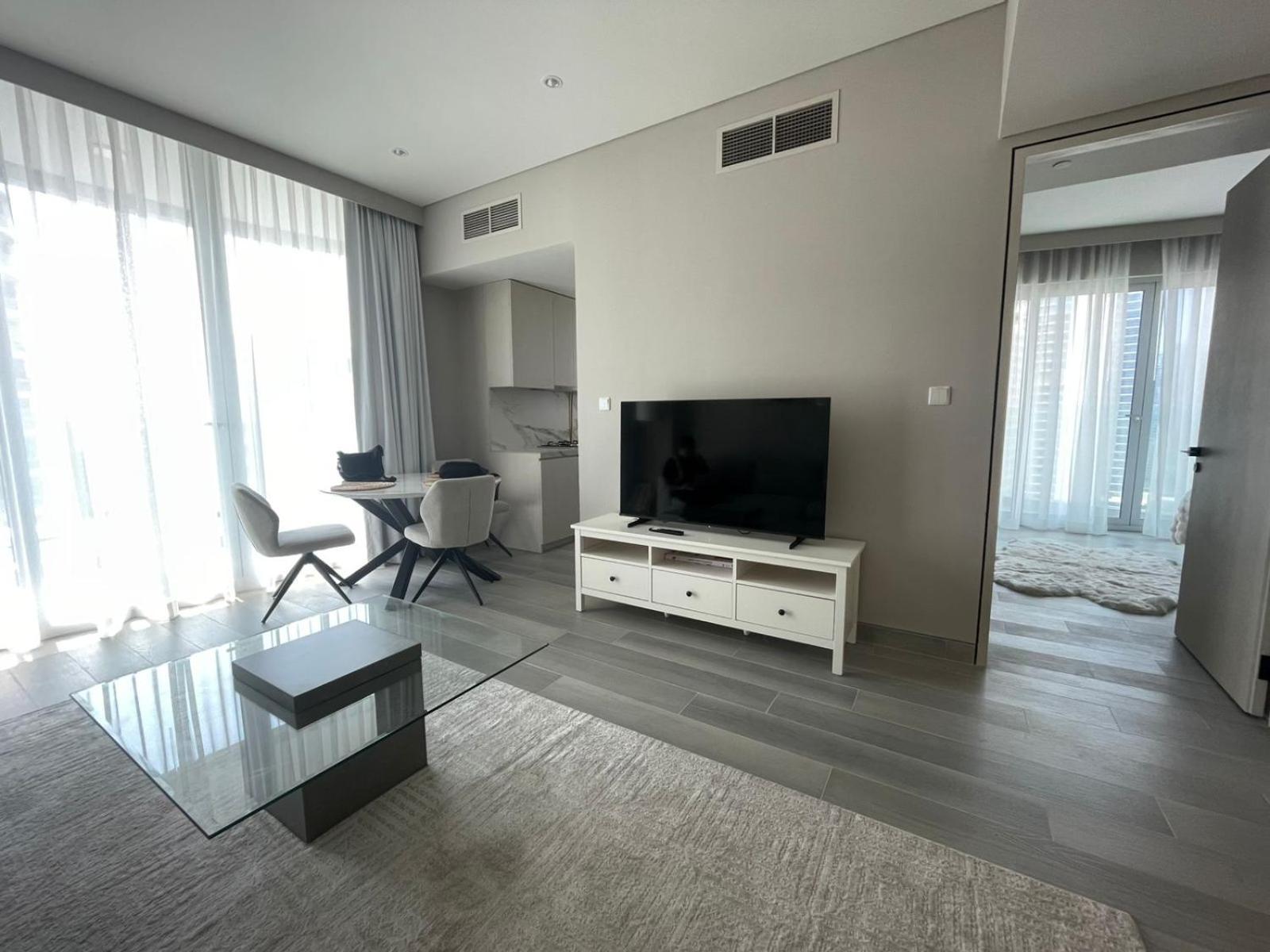 Dubai Marina Walk Gem Modern Apartments With Pool & Gym Access, Steps To Beach & Metro Managed By Sunnyhomes Exterior foto